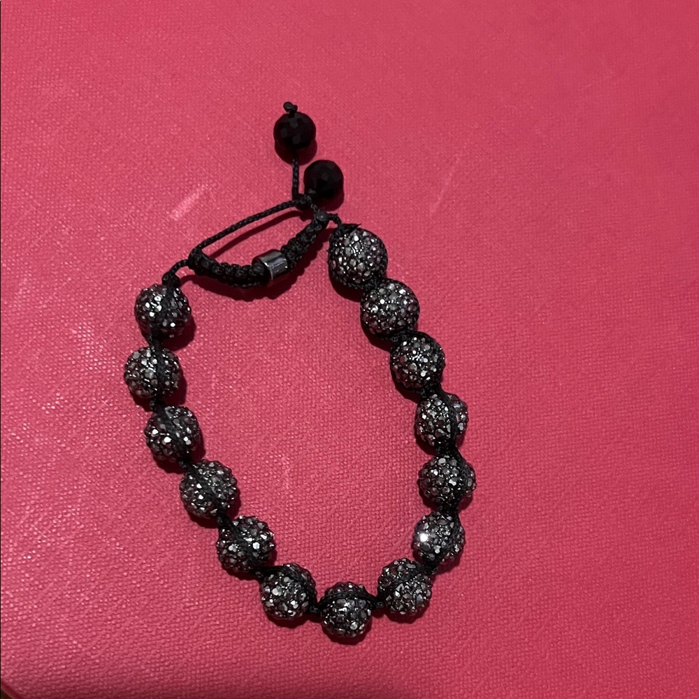 Black and Silver Beaded Bracelet - Picture 2 of 2